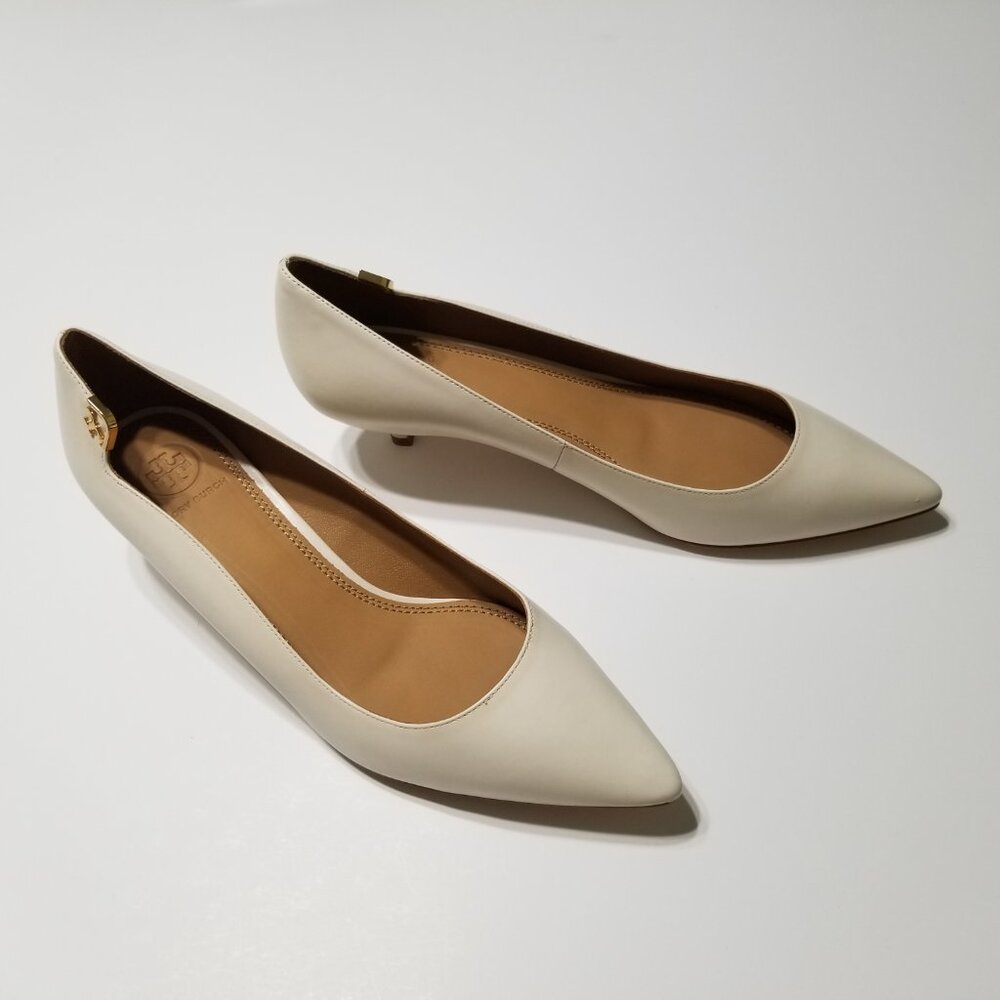 NIB Tory Burch Elizabeth Pump 40MM Leather Perfect Ivory Size 8.5 $278 - Picture 8 of 16